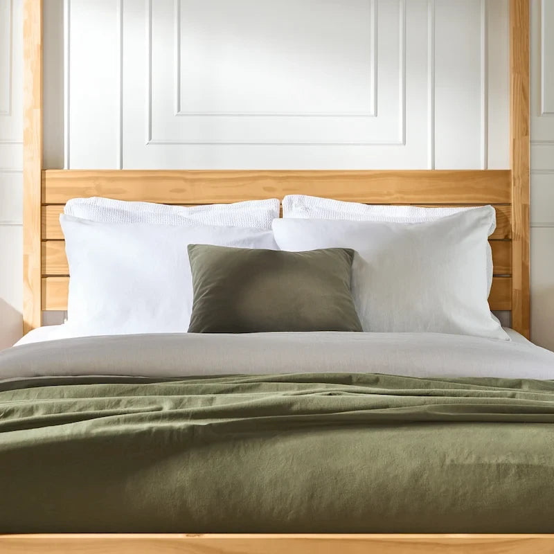 Cama Queen con dosel minimalista de pino negro/natural, 2 personas