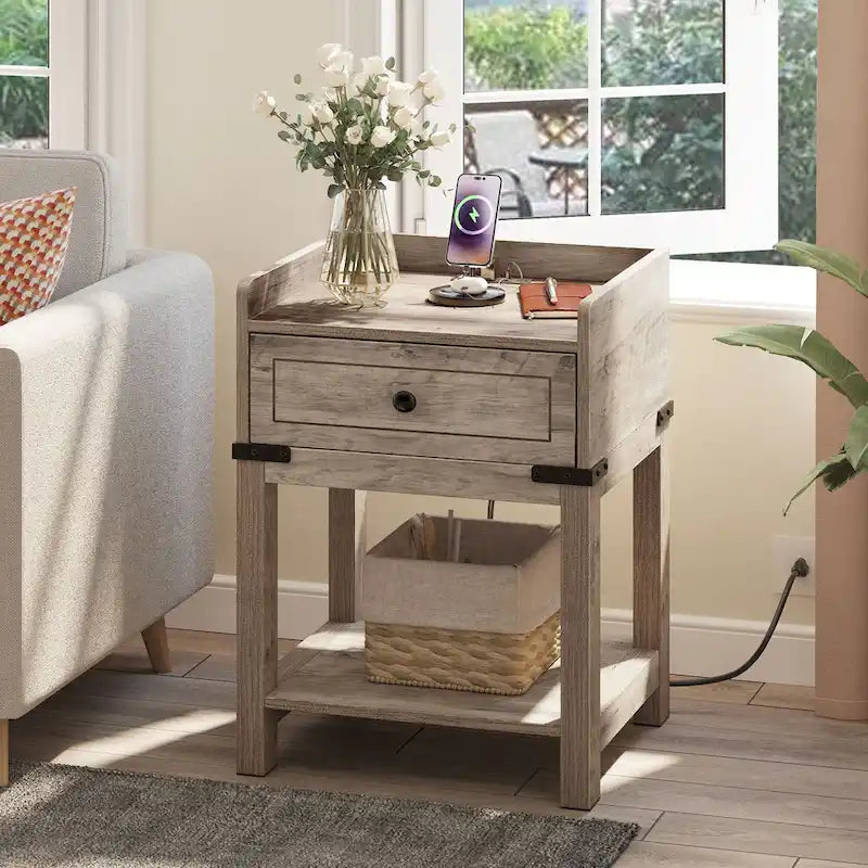 Mesa auxiliar gris de granja con estación de carga y cajón