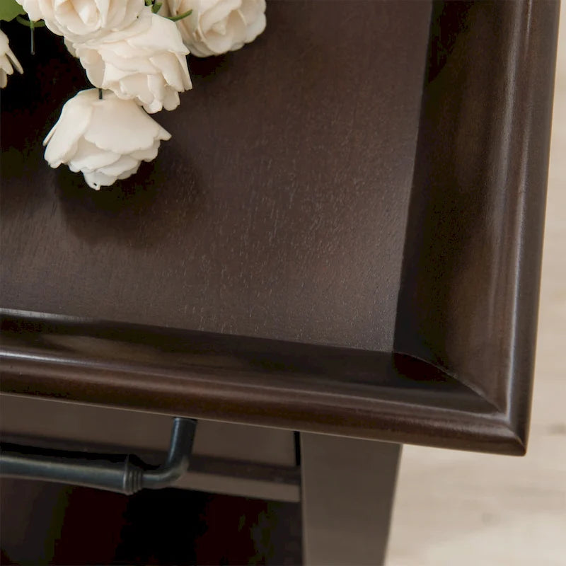 Mesa auxiliar de madera con un cajón y estante inferior, gris humo y cerezo chocolate