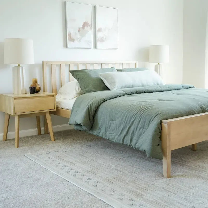 Cama Queen de Madera Maciza con Cabecero de Listones, Negra/Blanca/Rubia – 1 persona