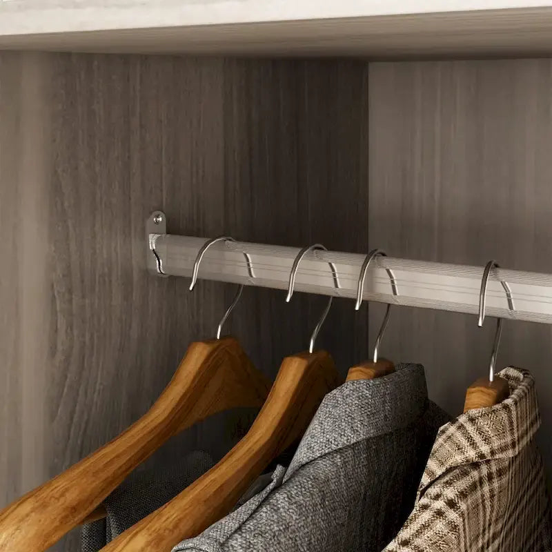 Armario de 4 puertas en madera blanca/gris con barras para colgar y estantes, para 1-2 personas