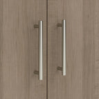 Armario de almacenamiento alto con puertas blanco/gris ceniza – 2 puertas, 4 estantes