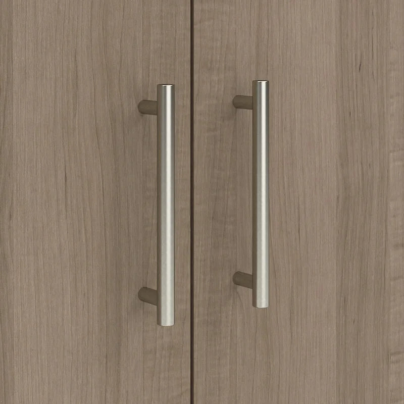 Armario de almacenamiento alto con puertas blanco/gris ceniza – 2 puertas, 4 estantes